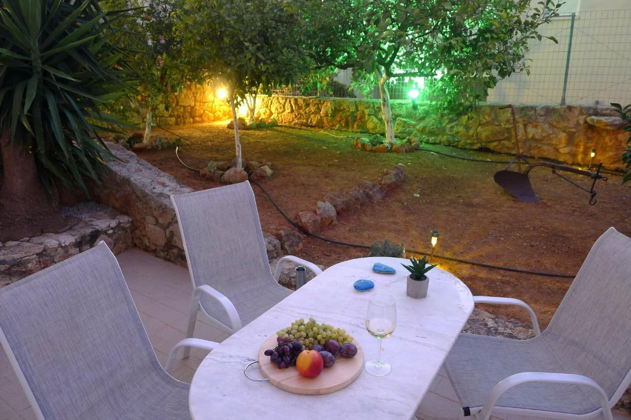 Maria & Manos Guest House, Agios Onoufrios Beach Dış mekan fotoğraf