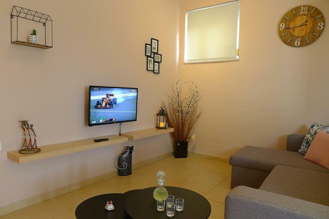 Maria & Manos Guest House, Agios Onoufrios Beach Dış mekan fotoğraf
